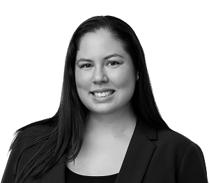 Headshot of Kira Jones