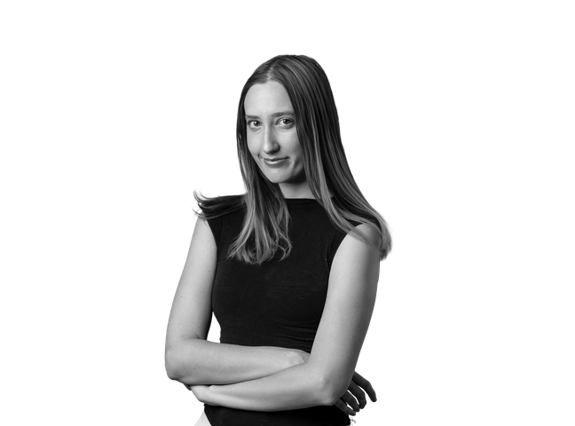 Headshot of Lindsay Kent
