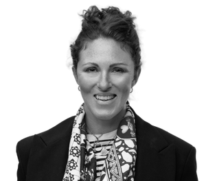 Headshot of Lindsay Singleton